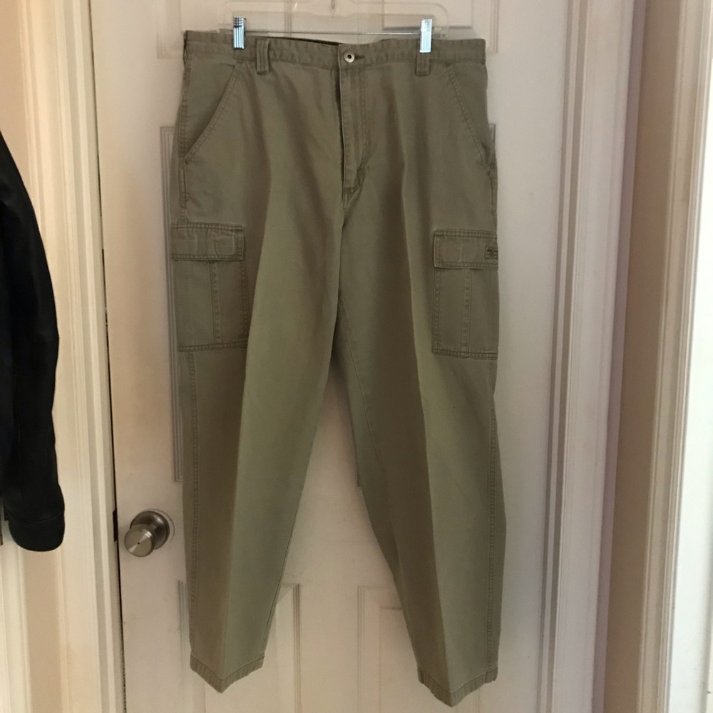 Men’s Wrangler khaki work pants. GC. 38/30